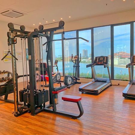 Netflix Two Bedroom Troika Kota Bharu Homestay 182 Bagian luar foto