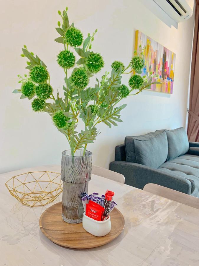 Netflix Two Bedroom Troika Kota Bharu Homestay 182 Bagian luar foto