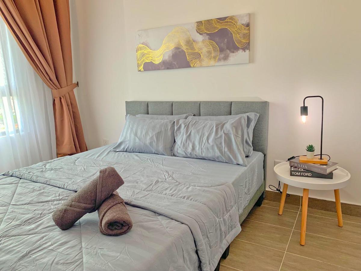 Netflix Two Bedroom Troika Kota Bharu Homestay 182 Bagian luar foto