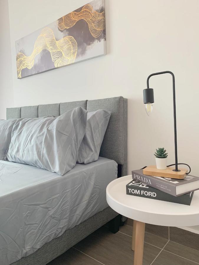 Netflix Two Bedroom Troika Kota Bharu Homestay 182 Bagian luar foto