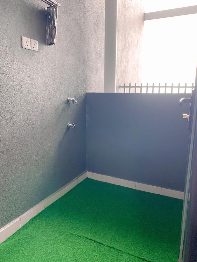 Netflix Two Bedroom Troika Kota Bharu Homestay 182 Bagian luar foto